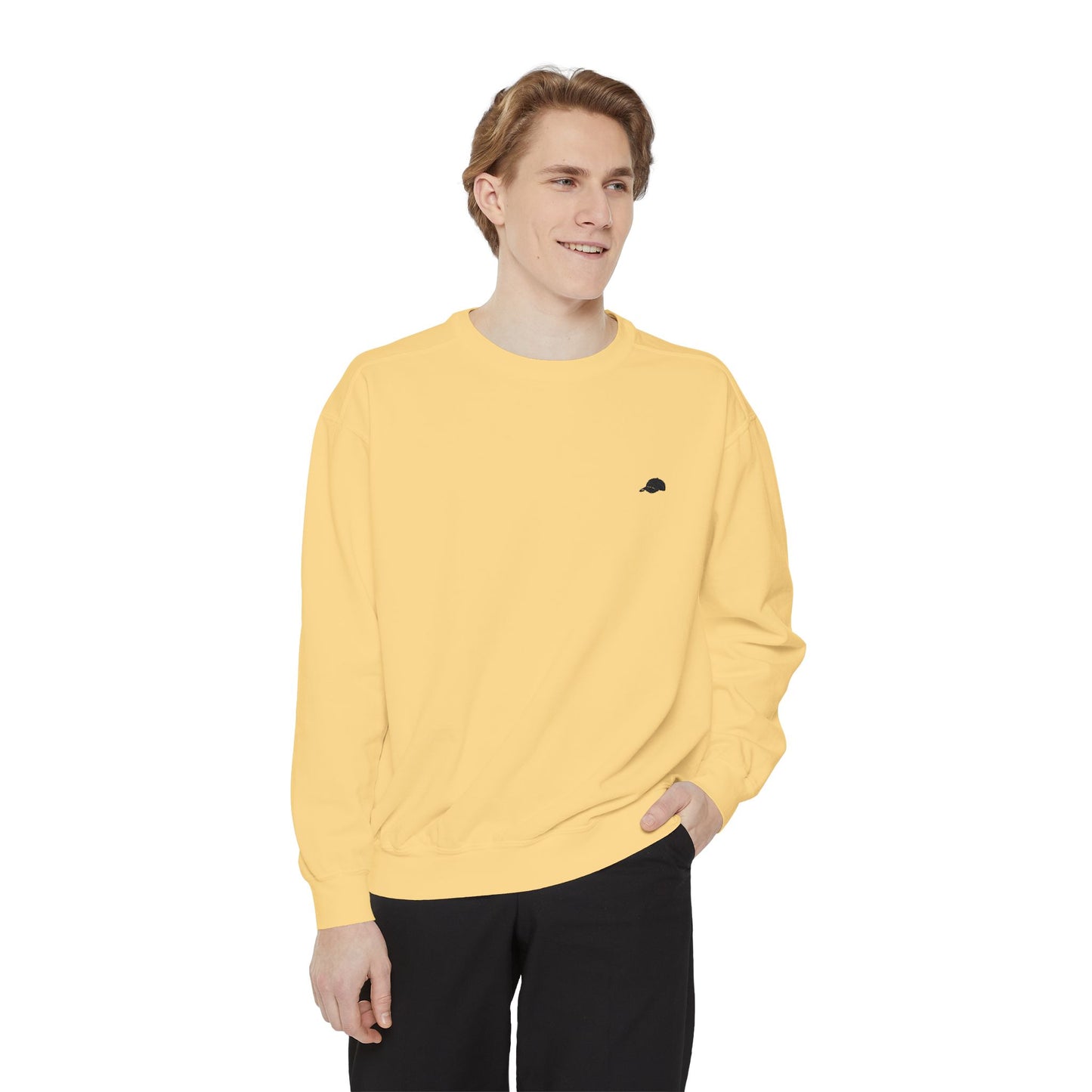Cozy Unisex Sweatshirt, Garment-Dyed Comforter for Everyday Wear, Perfect Gift for Friends, Casual Style for All Seasons, Trendy [...]